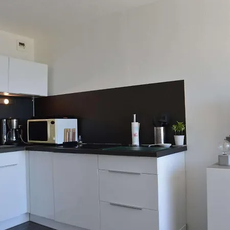 Appt T2 4 Pers, Terrasse, Parking, Piscine - Saint Pierre La - Fr-1-229d-62 Apartment Fleury (Aude)